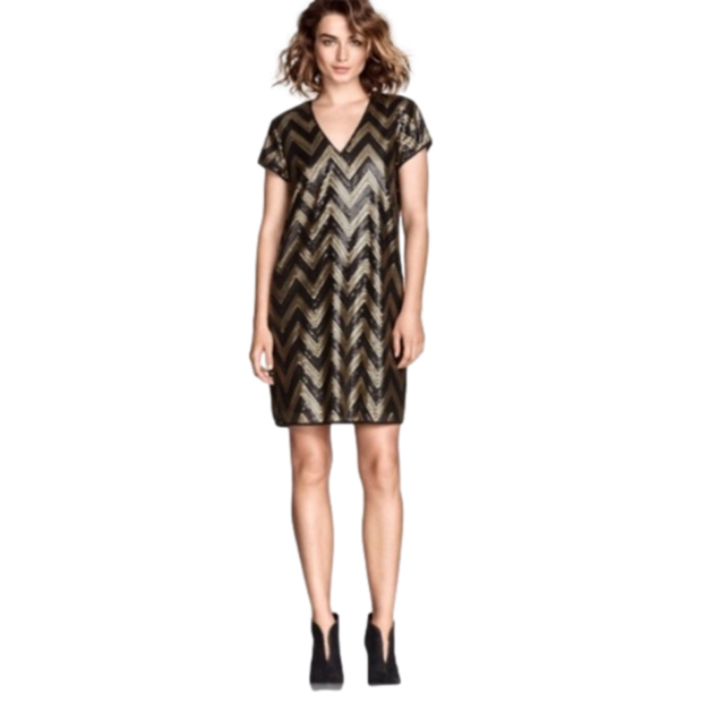 H&M Size XS New NYE Black Gold Chevron Sequins‎ V Neck Pullover Party Mini Dress